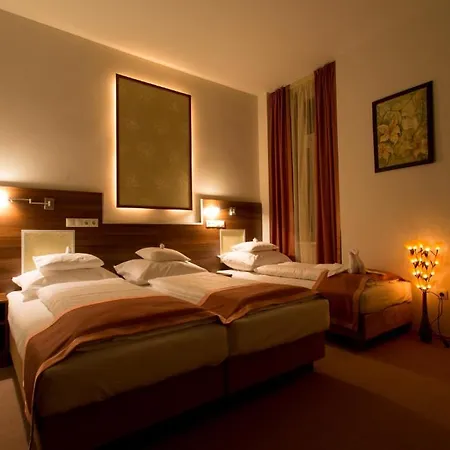 Hotel Koeroes Panzio Es Etterem Gyomaendrőd